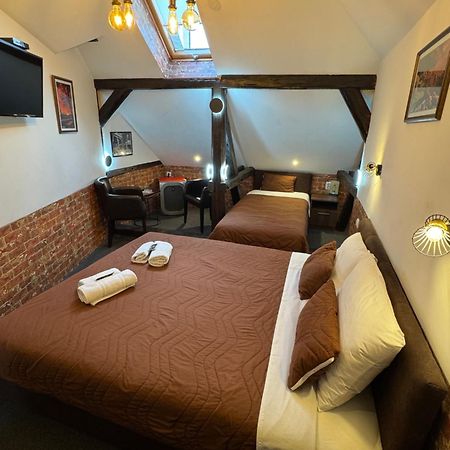 Pirocanac Rooms & Restaurant "Breakfast-Lunch-Dinner" Pirot Eksteriør billede