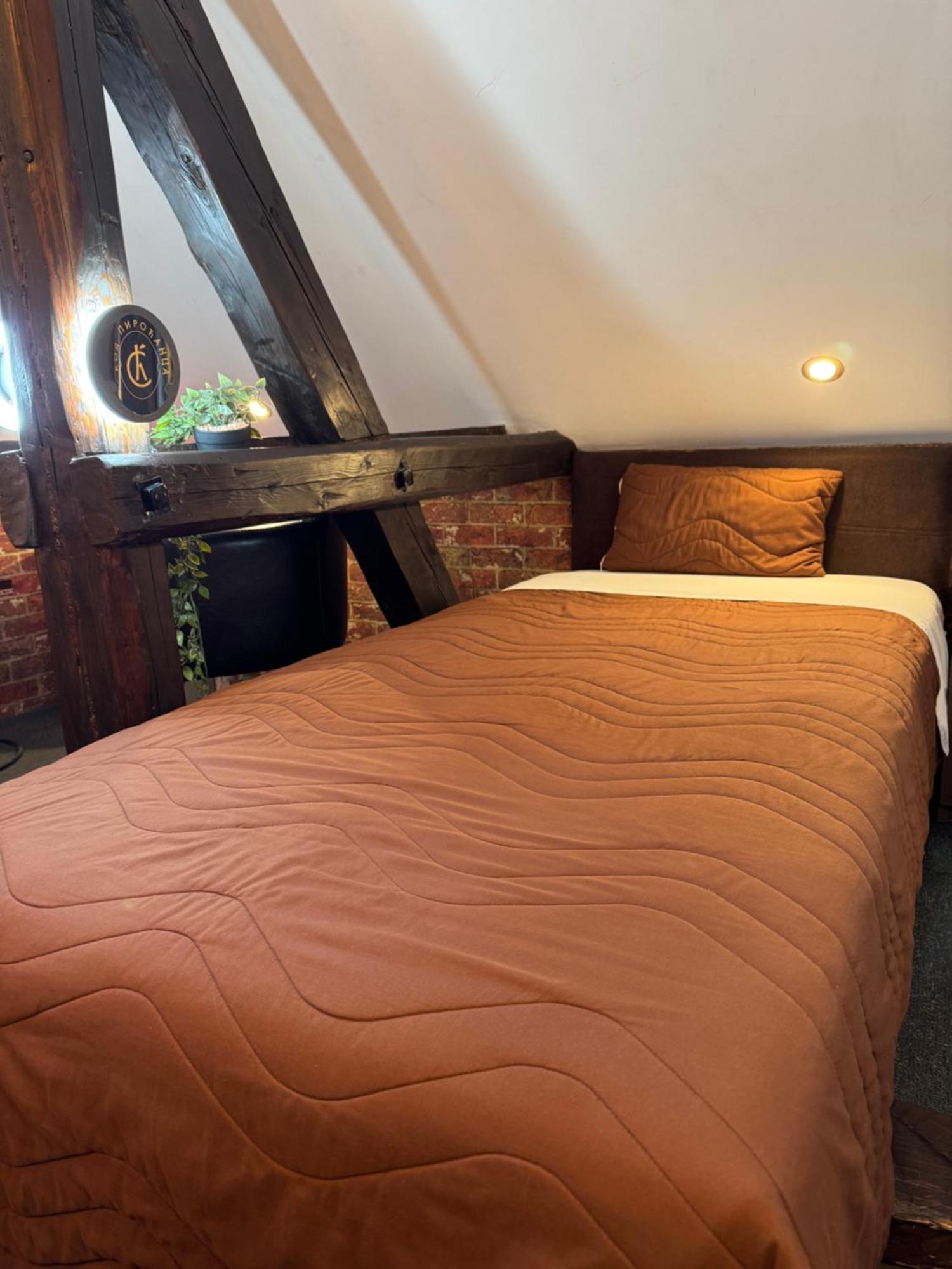 Pirocanac Rooms & Restaurant "Breakfast-Lunch-Dinner" Pirot Eksteriør billede